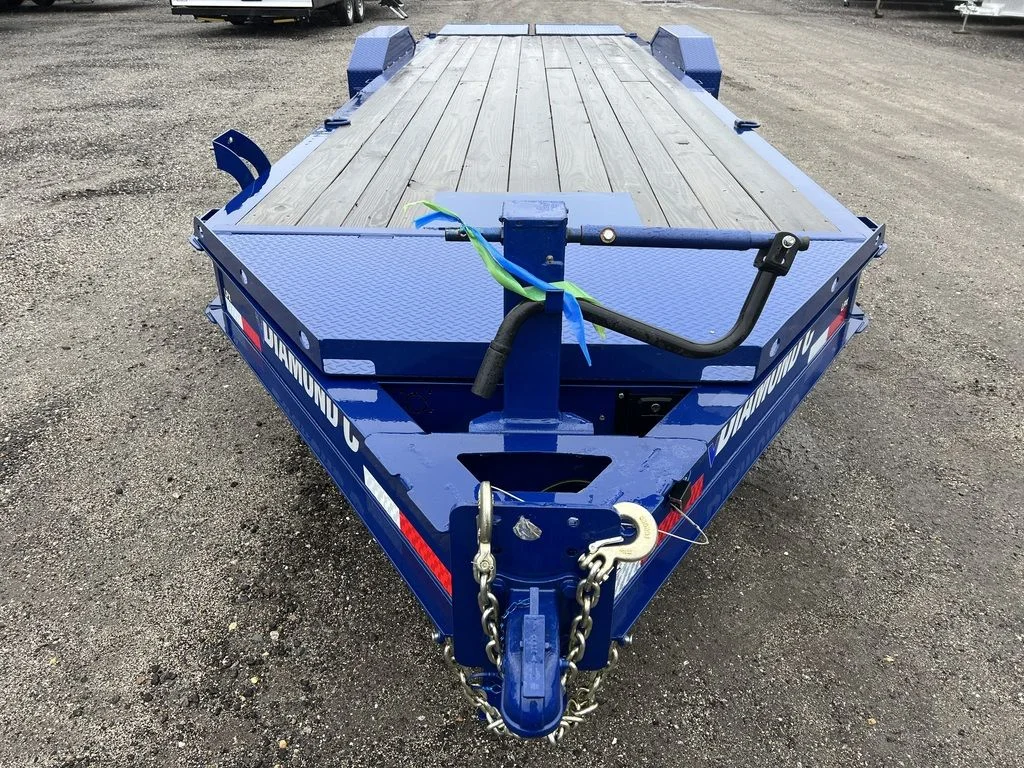 2022 Diamond C 7×24 20K Low Profile Equipment Trailer w/Max Ramps - Image 2