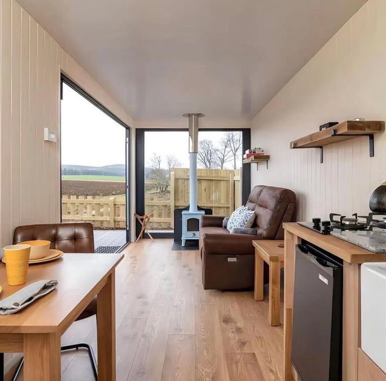 1bhk Container House with Spacious Deck, Tiny House, Portable Houses for Families, Fully Furnished, Disaster Resistant, 2 Hour Set-Up, Customizable - Image 7